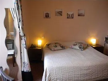 Logis Du Chateau 3* Combourg